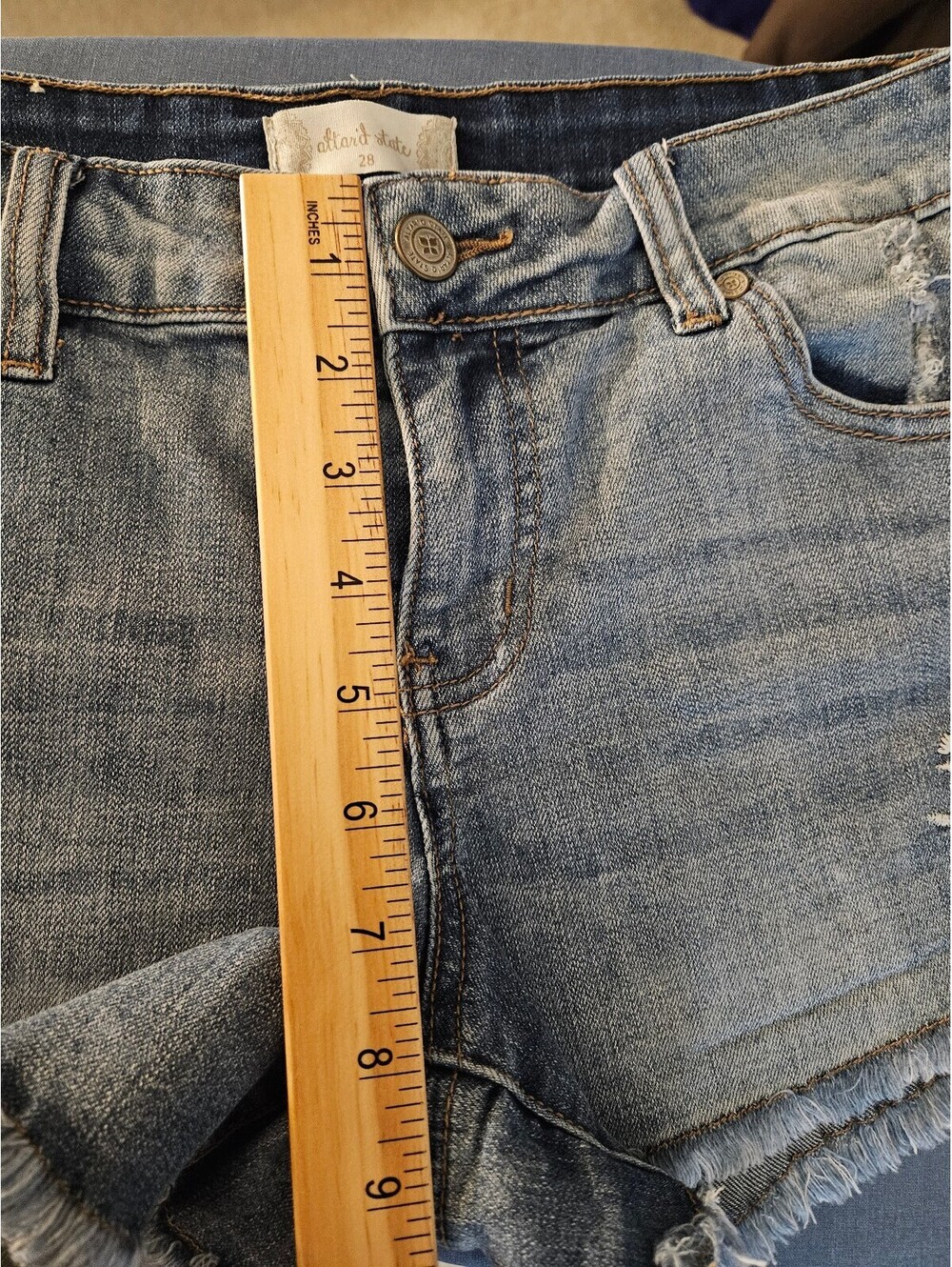 Altar'd State Low-Rise Denim Cut-off Shorts with White Floral Embroidery Size 28 - Picture 7 of 8